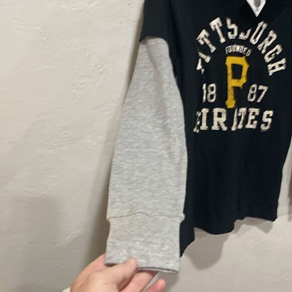 Pittsburgh Pirates 4her by Carl Banks Long Sleeve Size Large - Picture 7 of 7